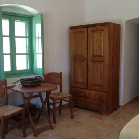 Guest house Lemonia - 4*